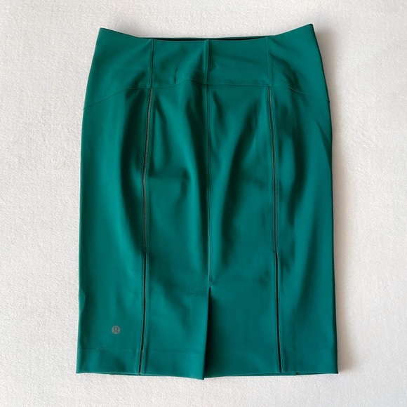 Lululemon Teal Skirt - Picture 1 of 11